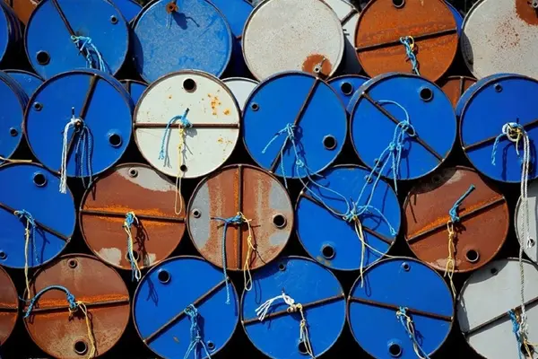 Giá xăng dầu hôm nay 1/10: Tăng giảm trái chiều