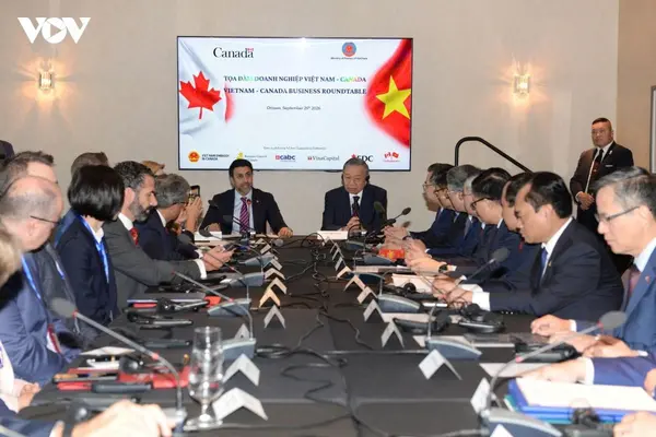 Tổng Bí thư, Chủ tịch nước Tô Lâm dự Toạ đàm Doanh nghiệp Việt Nam - Canada