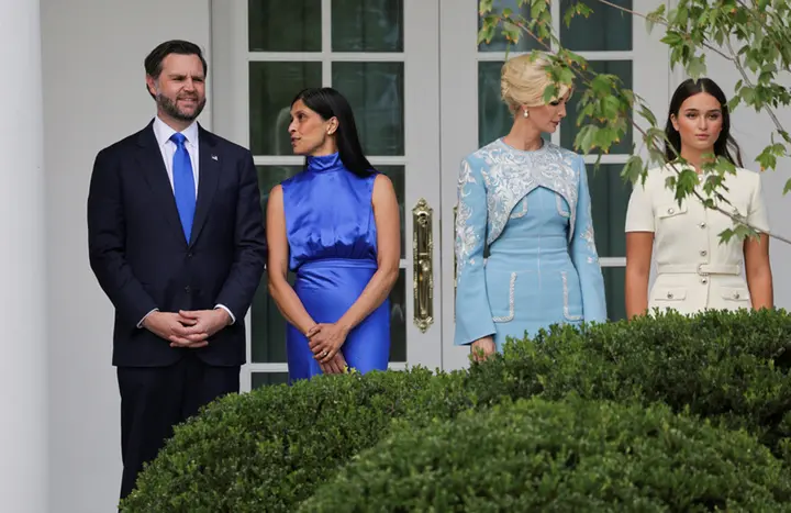 Vì sao cháu gái ông Trump gây chú ý tại sự kiện đón ông Tập?