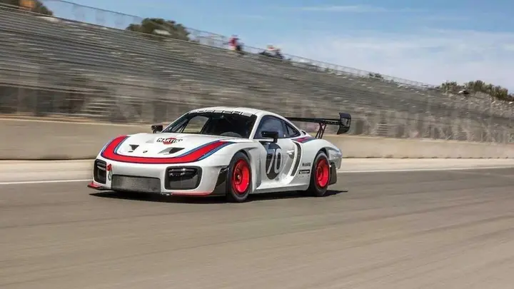 Xe Porsche siêu hiếm giá 20 tỷ đồng của tân CEO Apple John Ternus