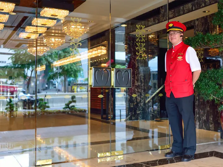 Khách sạn 5 sao có gì hơn khách sạn 4 sao?