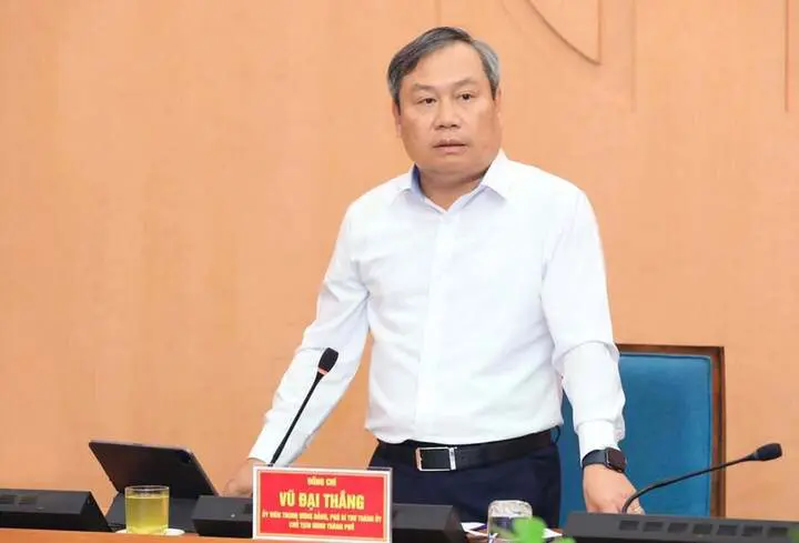 Chủ tịch Hà Nội: Khuyến khích tư nhân đầu tư xây ký túc xá, nhà ở cho sinh viên