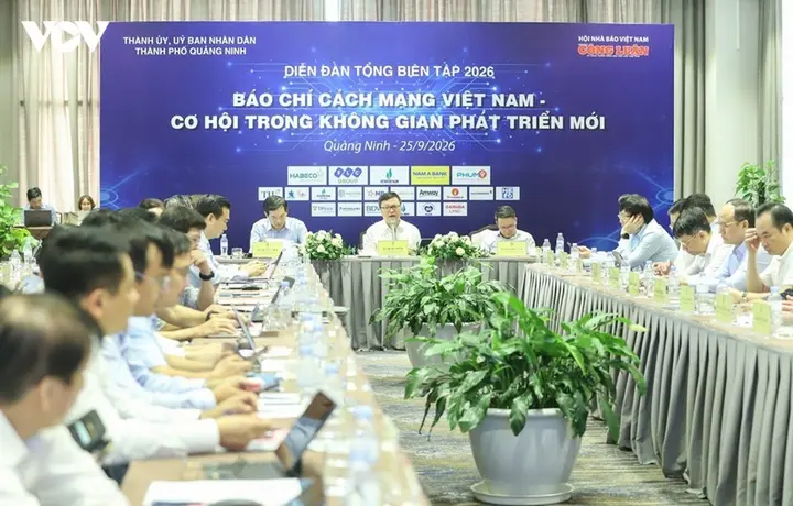 Báo chí trong không gian phát triển mới: Chọn đúng ưu tiên để tồn tại