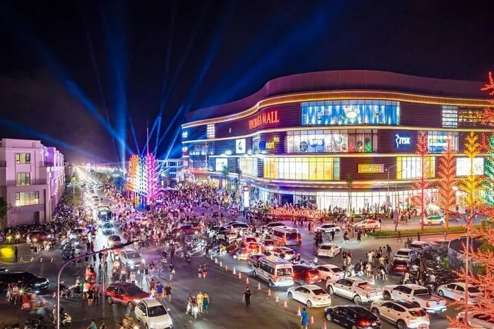 Đặc quyền cư dân Vinhomes Royal Island: Về nhà là chạm tới cả thế giới tiện ích