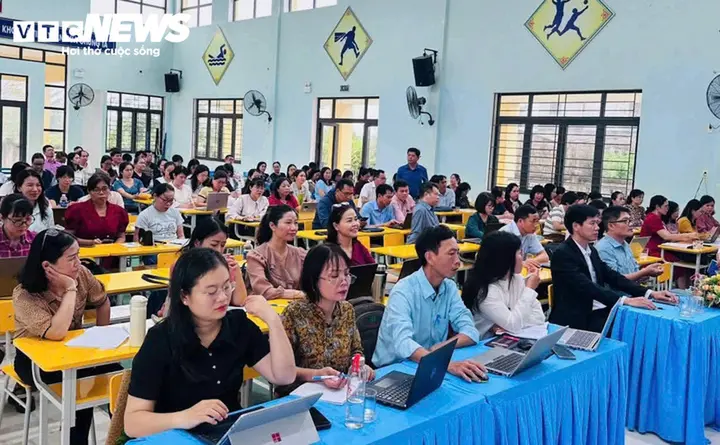 Quy mô trường tăng sau sáp nhập: Bài toán quản trị đặt lên vai hiệu trưởng