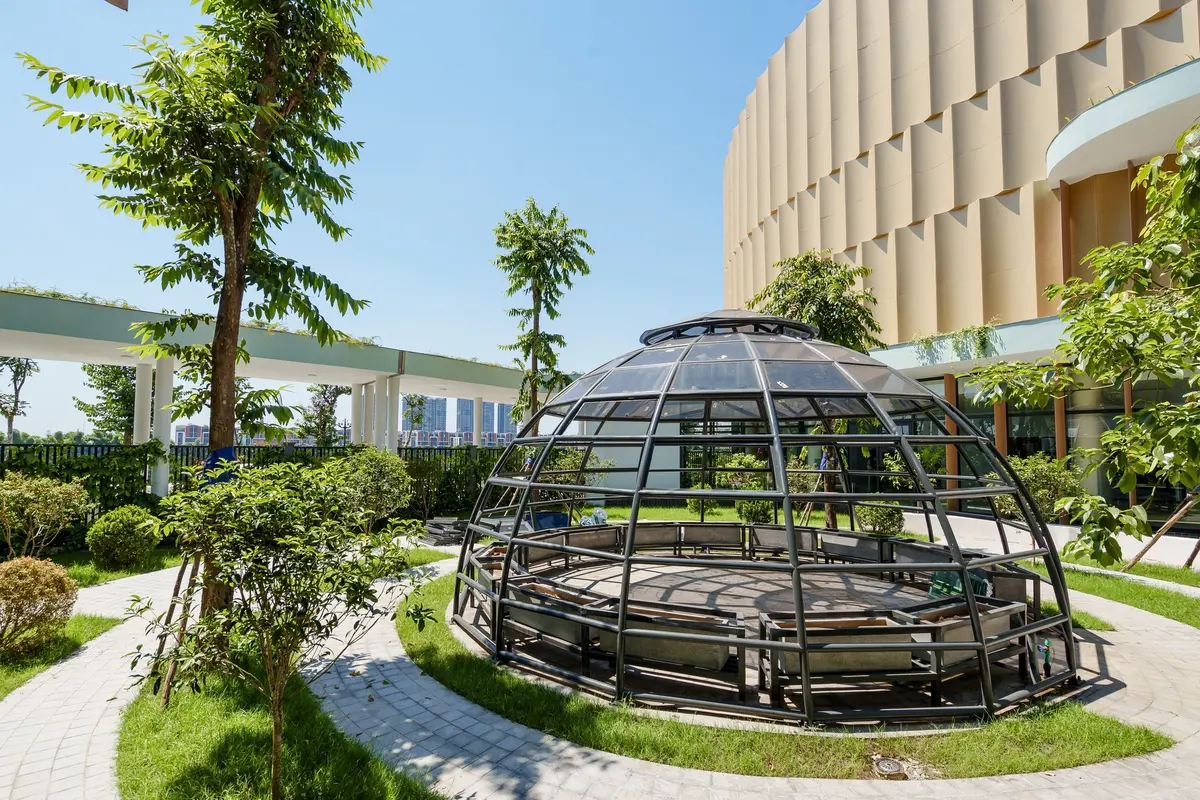 Vin Nexus Center: Trường học hạnh phúc hình trái tim và những gam màu rất 'lạ'