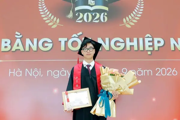 Nam sinh tốt nghiệp Xuất sắc Đại học Ngoại thương, 5 kỳ liên tiếp nhận học bổng