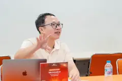 Hai nhóm cùng giải bài toán tồn tại hơn một thập kỷ, hẹn nhau công bố lúc 15h