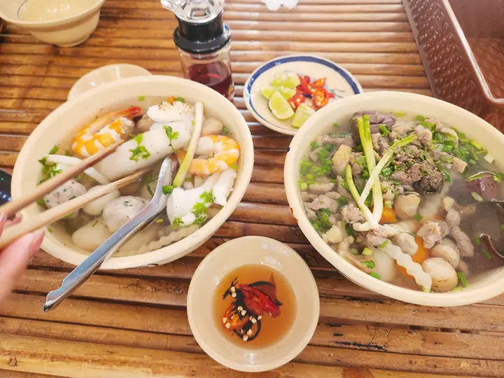 Về miền Tây thưởng thức tô bánh canh 'có một không hai'