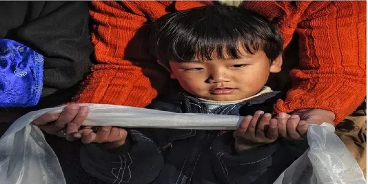 Tại sao người Tây Tạng lại tặng nhau khăn trắng?