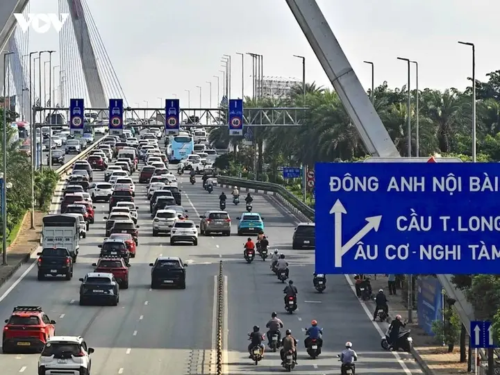 Cục Đường bộ yêu cầu bổ sung biển báo khoảng cách tại các điểm xử phạt
