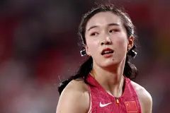 VĐV Trung Quốc 17 tuổi phá kỷ lục 24 năm của ASIAD