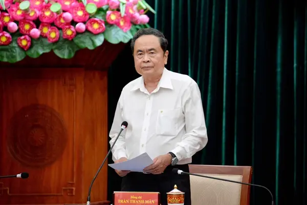 Chủ tịch Quốc hội: Phân cấp để bộ máy xử lý công việc nhanh hơn, gần dân hơn