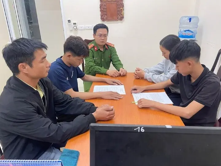 Cú giật tóc giữa phố và những trò đùa nguy hiểm có thể trả giá bằng tai nạn