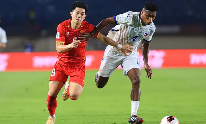 Video Việt Nam 1-0 Philippines: Williams Minh Hoàng kiến tạo cho Đình Bắc