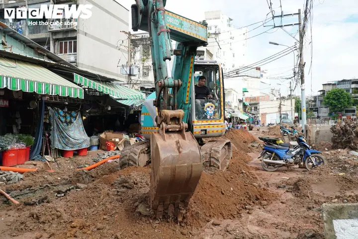 Tăng tốc thi công đường gần 1.000 tỷ ở trung tâm TP.HCM