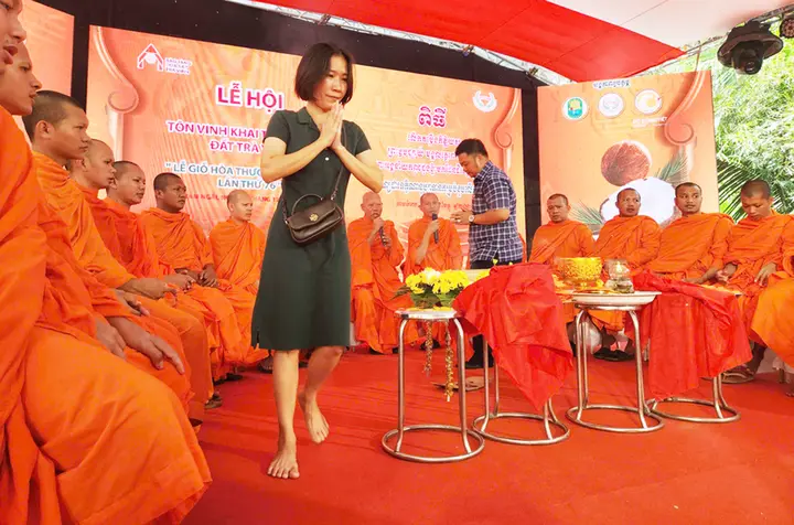 Về miền Tây thưởng thức tô bánh canh 'có một không hai'