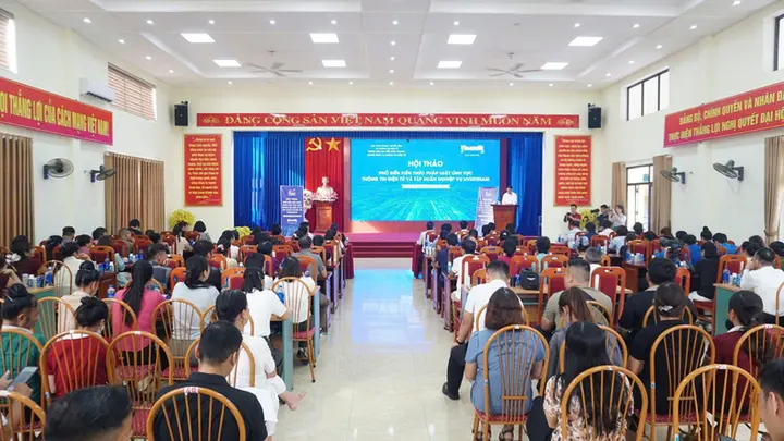 Phổ biến kiến thức luật về thông tin điện tử và tập huấn nghiệp vụ livestream