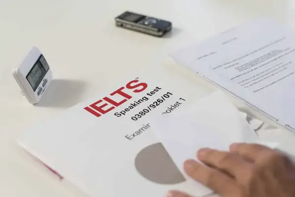 Bỏ cộng điểm IELTS: Học sinh có chứng chỉ còn lợi thế gì?
