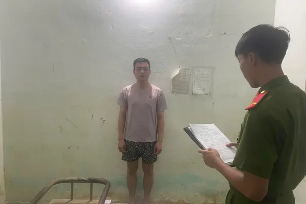 Bắt giữ kẻ cho vay lãi 'cắt cổ', dùng đủ chiêu trò khủng bố tinh thần con nợ