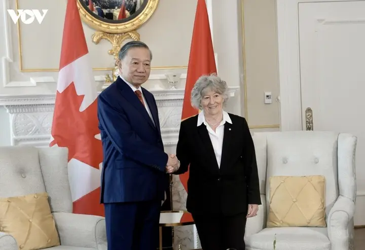 Việt Nam nâng cấp quan hệ với Canada lên Đối tác chiến lược
