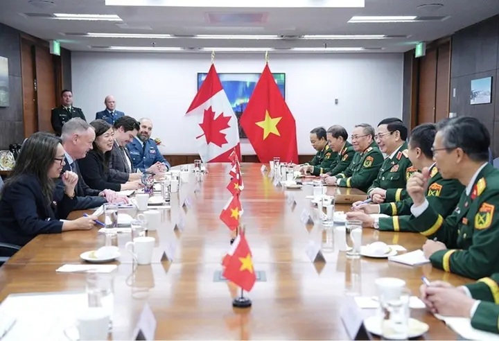 Việt Nam - Canada thúc đẩy hợp tác quốc phòng thực chất, hiệu quả