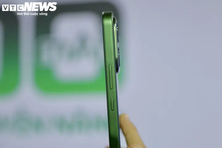vivo V80 Lite 5G lập kỷ lục Guinness về thời lượng pin, giá từ 12,99 triệu đồng