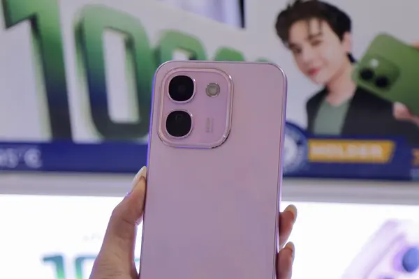 vivo V80 Lite 5G lập kỷ lục Guinness về thời lượng pin, giá từ 12,99 triệu đồng