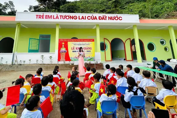 Quy mô trường tăng sau sáp nhập: Bài toán quản trị đặt lên vai hiệu trưởng