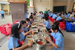 Trường học lấy ý kiến phụ huynh học sinh trước khi triển khai các khoản thu