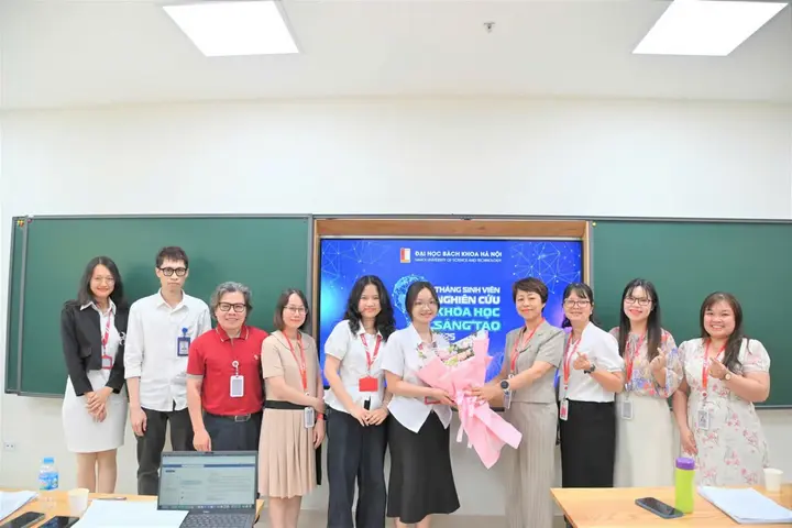 Nữ thủ khoa đầu ra Đại học Bách khoa Hà Nội trúng tuyển 2 suất thạc sĩ Ireland
