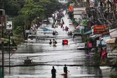 Thái Lan chìm trong lũ: 1,7 triệu người bị ảnh hưởng, 8 người thiệt mạng