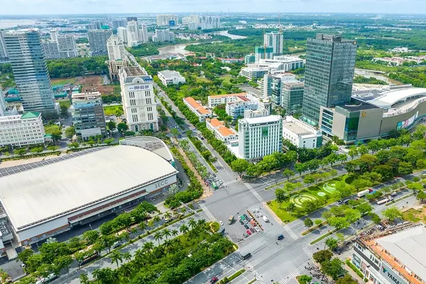 Hạ tầng dẫn lối, giá bất động sản ở 'khu nhà giàu' TP.HCM đang ra sao?
