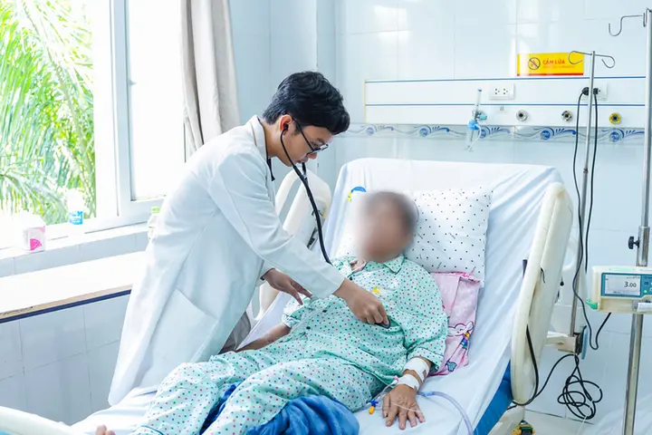 Tình trạng sức khỏe 2 nạn nhân trong vụ án mạng ở TP.HCM