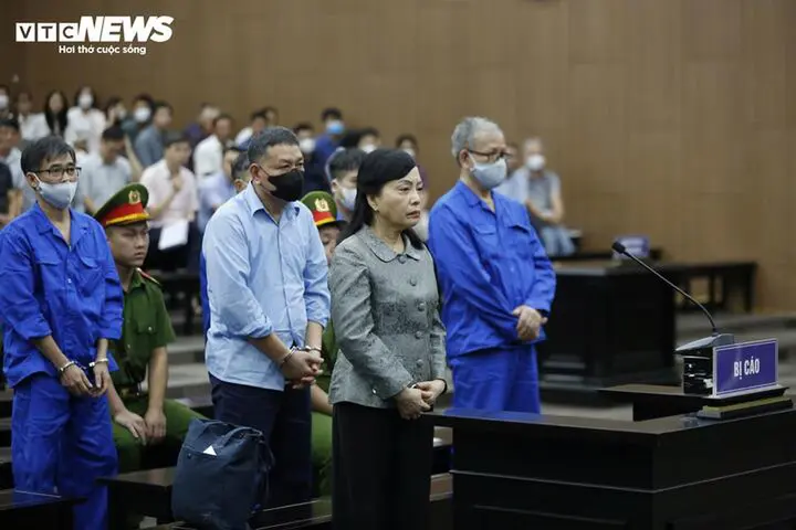 Xét xử phúc thẩm cựu Bộ trưởng Y tế Nguyễn Thị Kim Tiến và 9 bị cáo