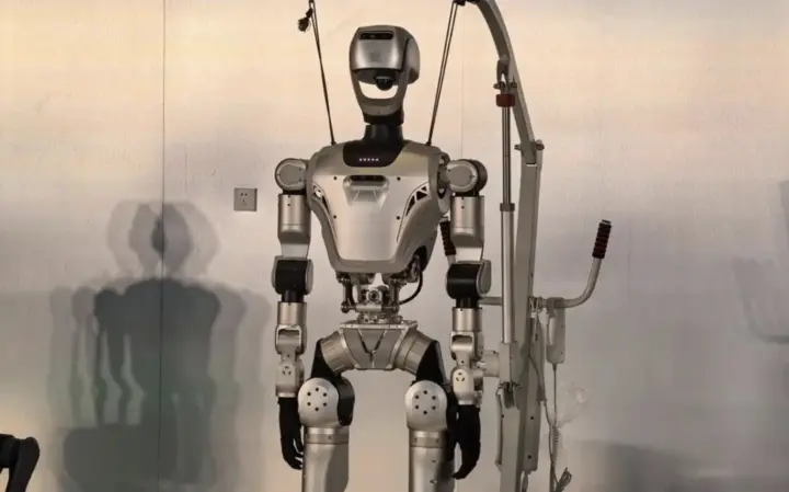 Tin nóng thế giới hôm nay 29/9: Trung Quốc ra robot AI có 'thần kinh thông minh'