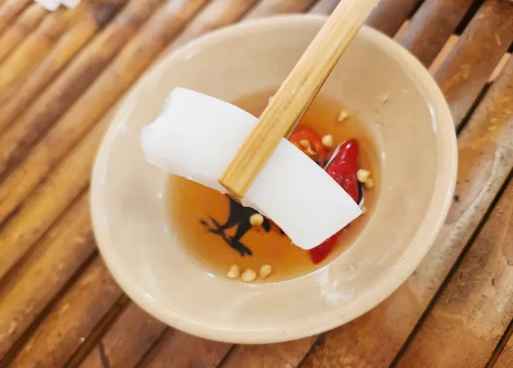 Về miền Tây thưởng thức tô bánh canh 'có một không hai'