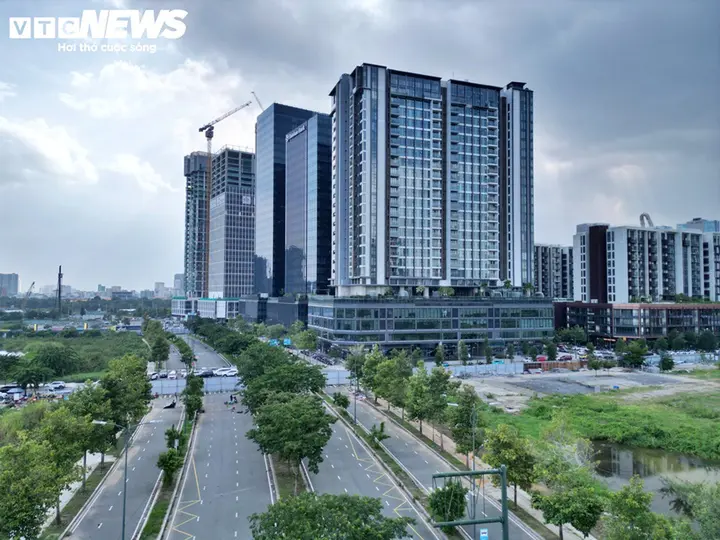 Tăng tốc thi công 4 tuyến đường huyết mạch hơn 8.200 tỷ tại Thủ Thiêm
