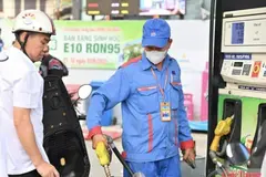 Chính phủ ban hành Nghị quyết kéo dài thời hạn ưu đãi thuế xăng dầu hết năm 2026