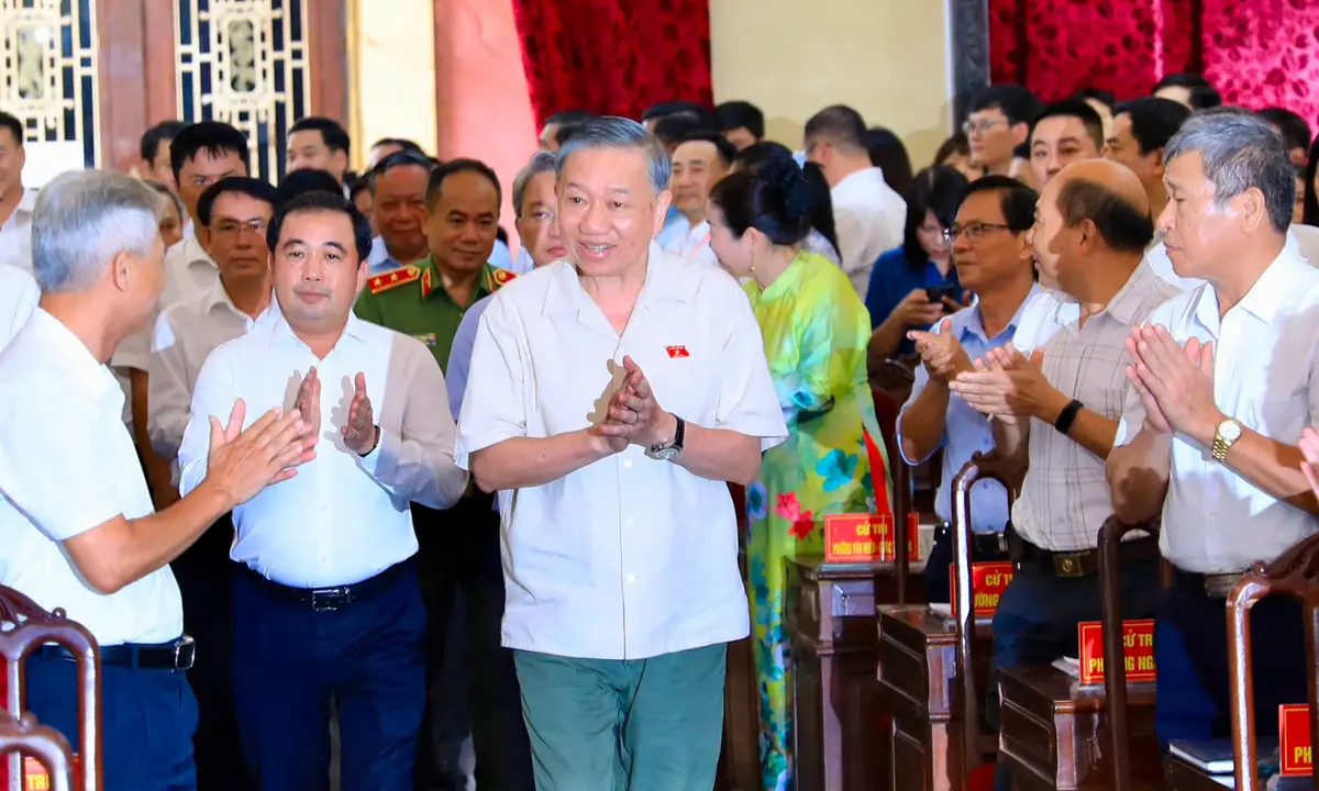 Tổng Bí thư, Chủ tịch nước Tô Lâm tiếp xúc cử tri 10 phường của Hà Nội