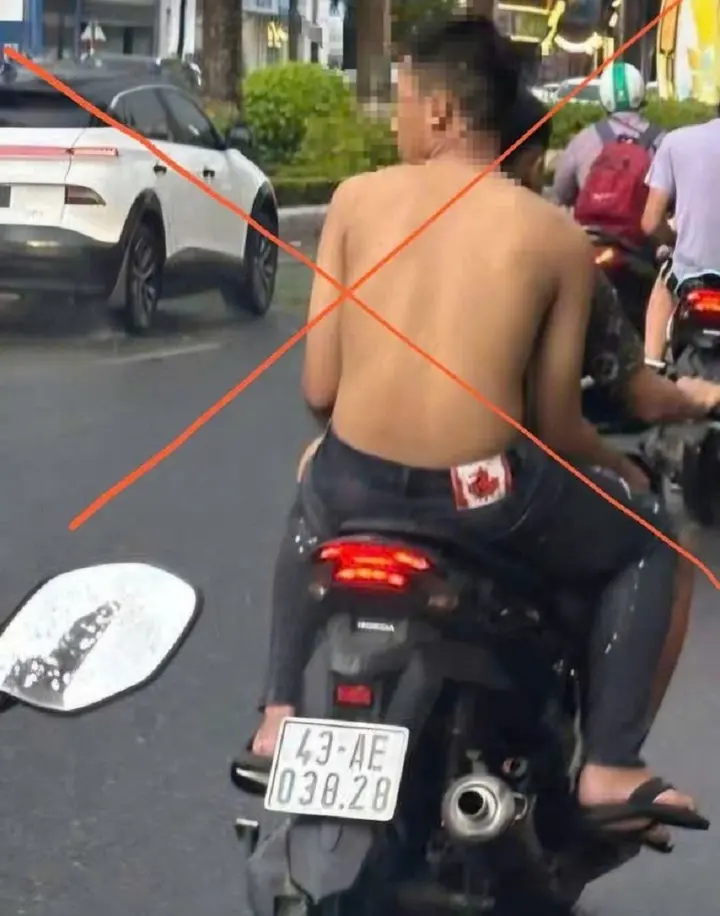 Mua xe trộm cắp, nam thanh niên gắn biển giả chạy ngông nghênh trên phố