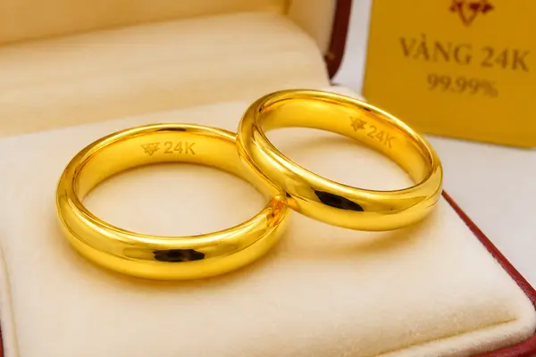 Giá vàng 9999 PNJ hôm nay 25/9/2026 bao nhiêu 1 chỉ?