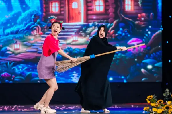 NSND Thanh Ngoan hát chèo, Vân Dung mang tiếng cười đến đêm hội Trung thu