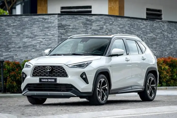 10 mẫu xe động cơ đốt trong bán chạy nhất thị trường 9 tháng đầu năm 2026