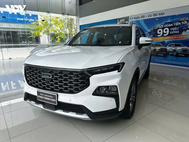 SUV cỡ C đua nhau giảm giá hàng trăm triệu đồng