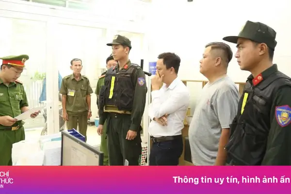 Hơn 250 cảnh sát đồng loạt khám xét 5 doanh nghiệp quan trắc môi trường ở TP.HCM