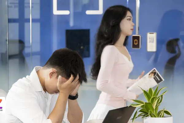 Đừng để một lời chê khiến bạn nghi ngờ chính mình