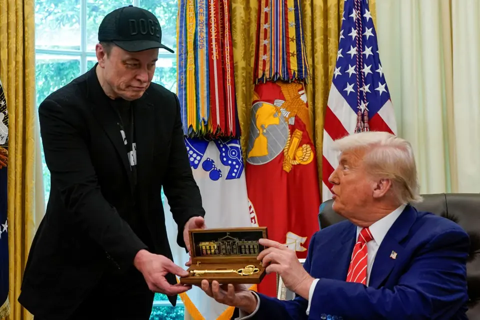 Ông Trump trao giải khoa học danh giá nhất nước Mỹ cho Elon Musk