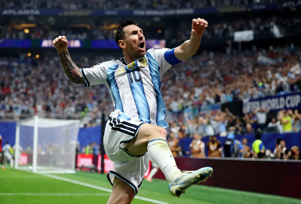 Đối thủ hạng 93 và nghịch lý trong ngày chia tay Messi