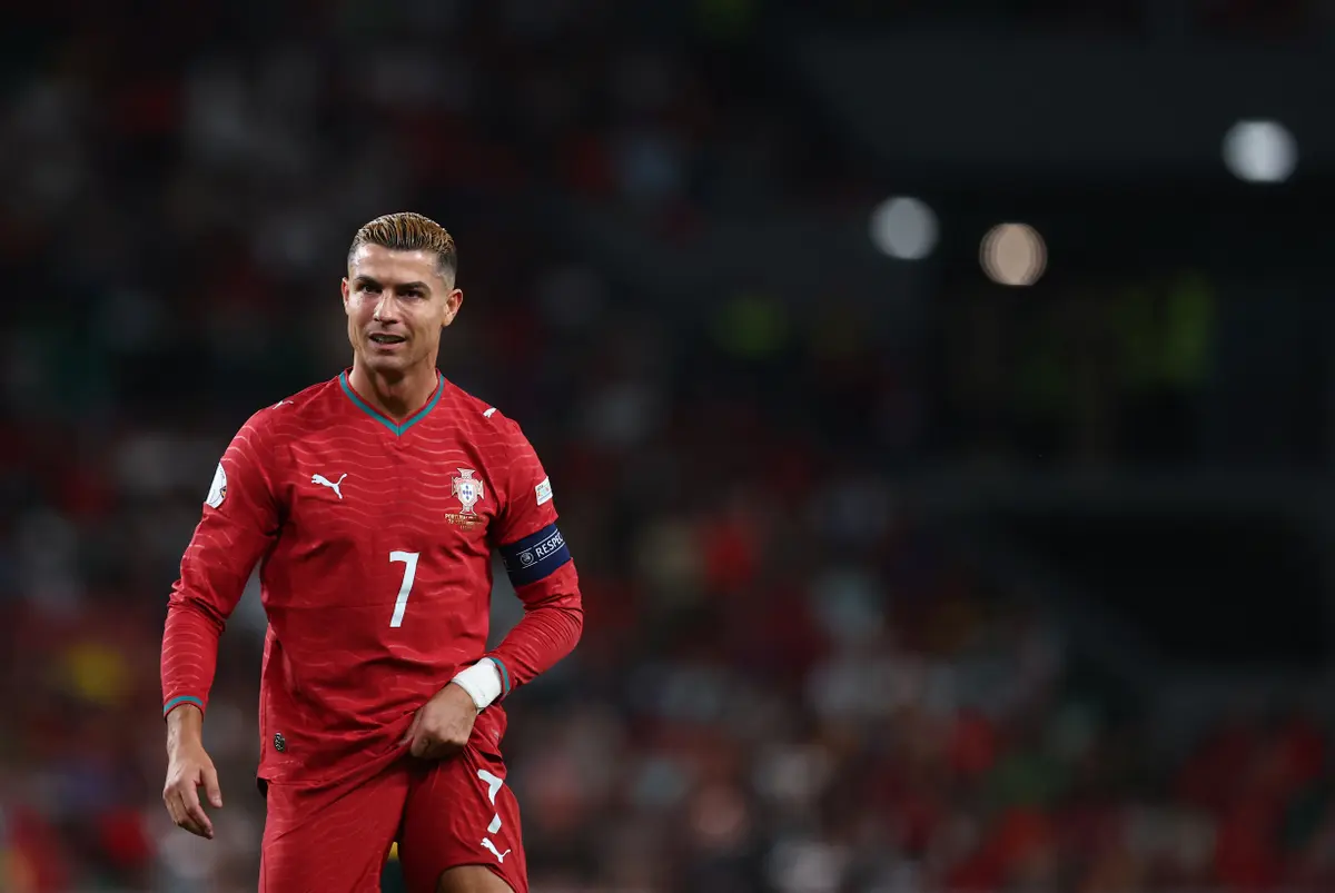 Ronaldo hứng phẫn nộ tại Bồ Đào Nha